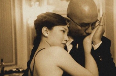 人人都说我爱你剧照