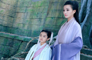 小龙女是哪个演的 KpwmKRGtLBCrVnKsKDwmLR=.jpg