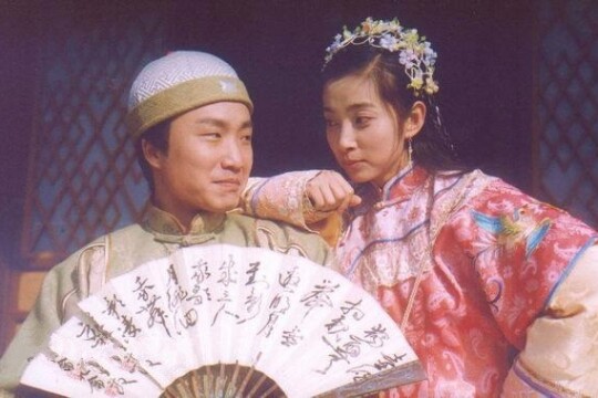 梦境的惊扰，解析梦见弟弟被绑架，自己用刀伤人的深层含义