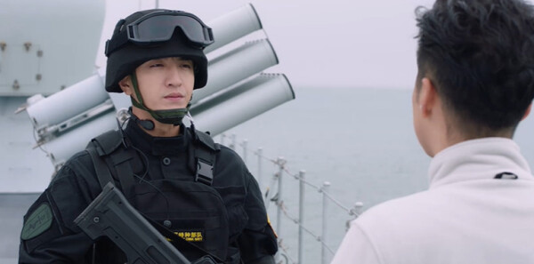 愛上海軍藍第21集劇照