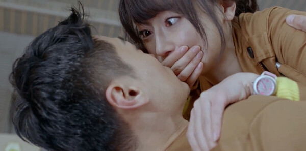 甜點(diǎn)媽媽林小河第23集劇照