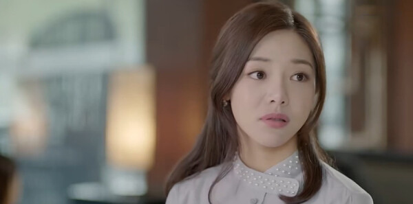 甜點(diǎn)媽媽林小河第1集劇照