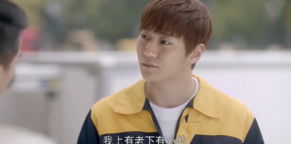 甜點(diǎn)媽媽林小河第6集劇照