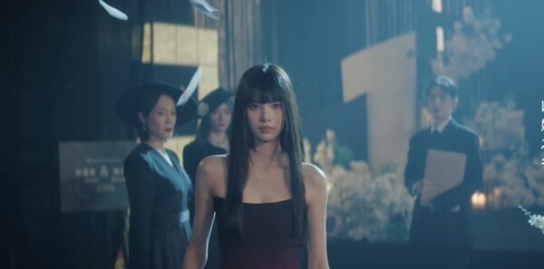 以她之名第1集劇照