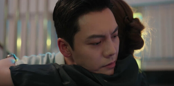 許我耀眼第30集劇照