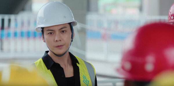 許我耀眼第17集劇照