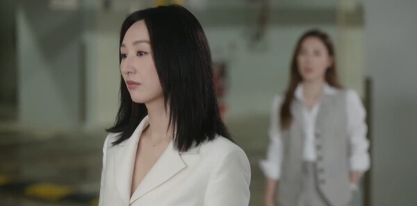 新闻女王2第24集剧照