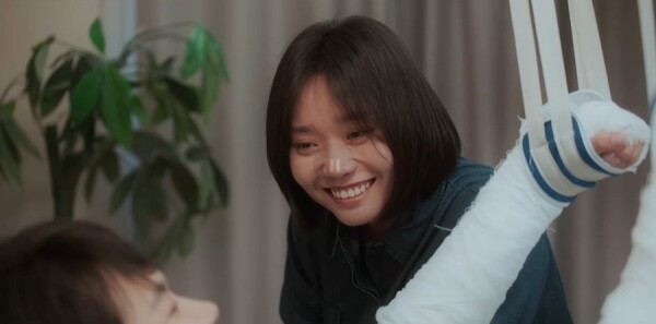 毒舌家庭第1集剧照