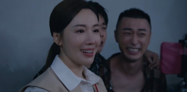 新闻女王2第13集剧照