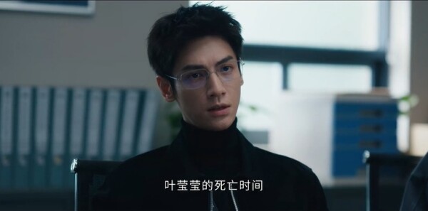 �����4������