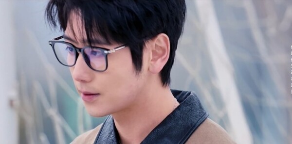 校服的裙摆第18集剧照