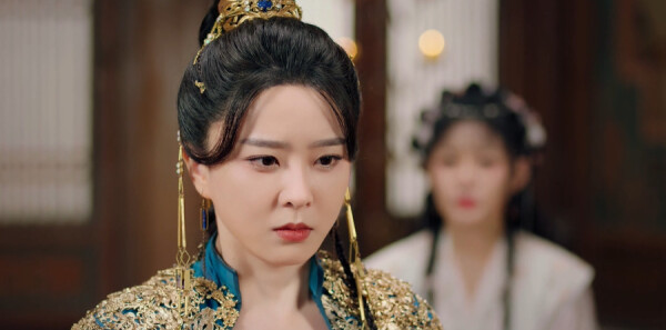 九尾藏不住第11集剧照