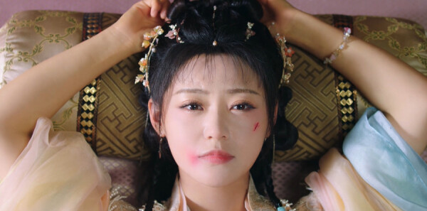 九尾藏不住第14集剧照