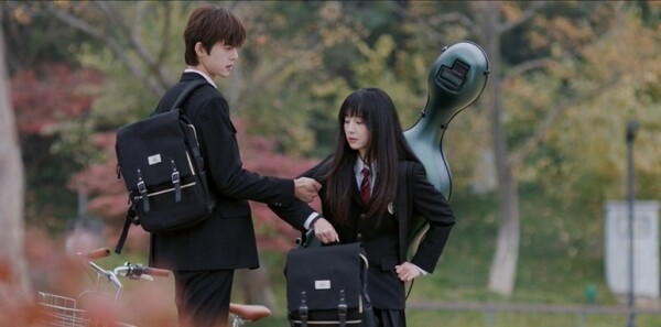 校服的裙摆第2集剧照