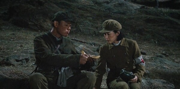 战旗如画第15集剧照