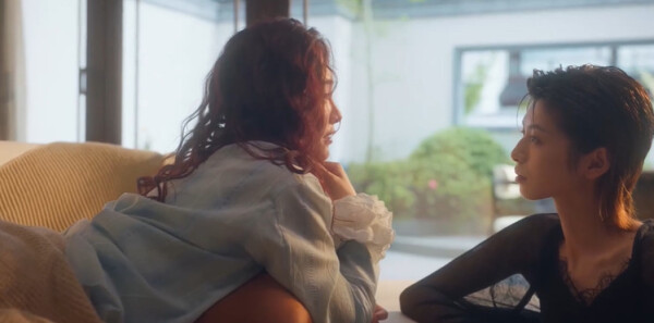 不一样的她之临暗第16集剧照