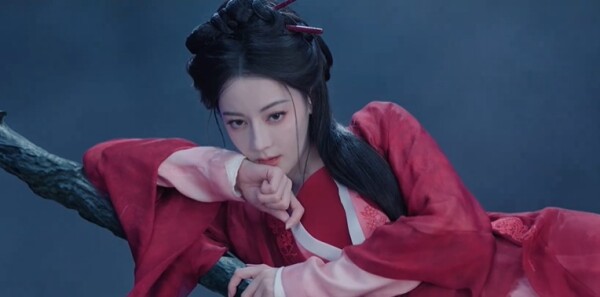 白日提灯第1集剧照