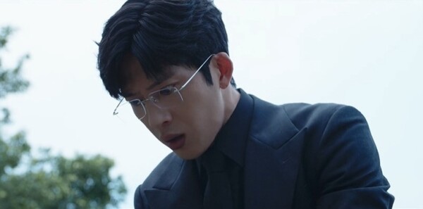 钢铁森林第8集剧照