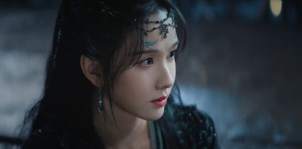 月鳞绮纪第13集剧照