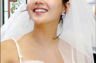 胜焕和世珍回到新居后,为了把莘菲托付到哪里的问题而争论不休,生气的