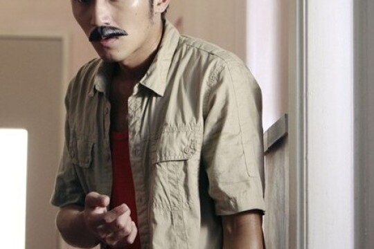 全城热恋演员表阿威(谢霆锋饰)_电视猫