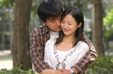 刘怡觉得李然能为了周蒙可以放弃罗慧和自己很不甘心.