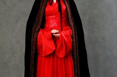 本站为你揭晓正确答案,尤二姐扮演者为孙菂.