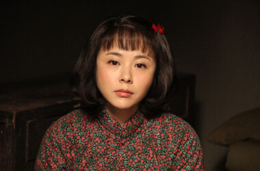 人出手帮他们了,说自己打算在山上常住了,自己打算娶了王百灵做媳妇