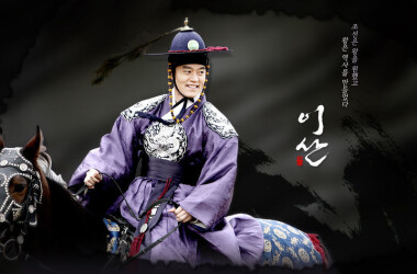 祘来宿卫所问讯室找松渊,他用充满伤感的眼神望着松渊,松渊求祘降罚