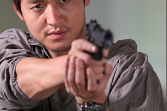 逃亡者plan b角色道秀(李廷镇饰)_电视猫