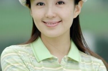 英子在同不懦聊天中得知不懦要跟曹曼去英国留学的事,不懦当天住在