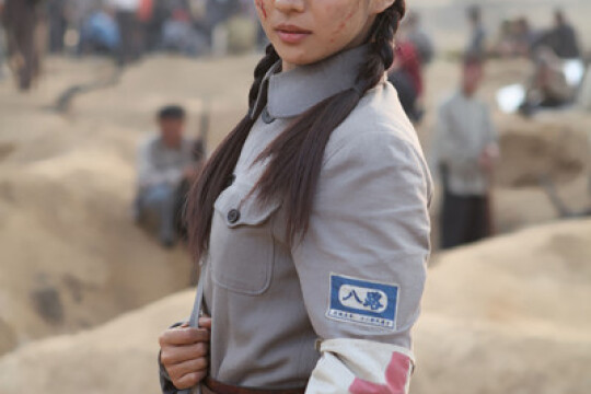 向着炮火前进角色玲珑(陶慧娜饰)_电视猫