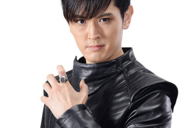 伏井出k扮演者渡辺邦斗